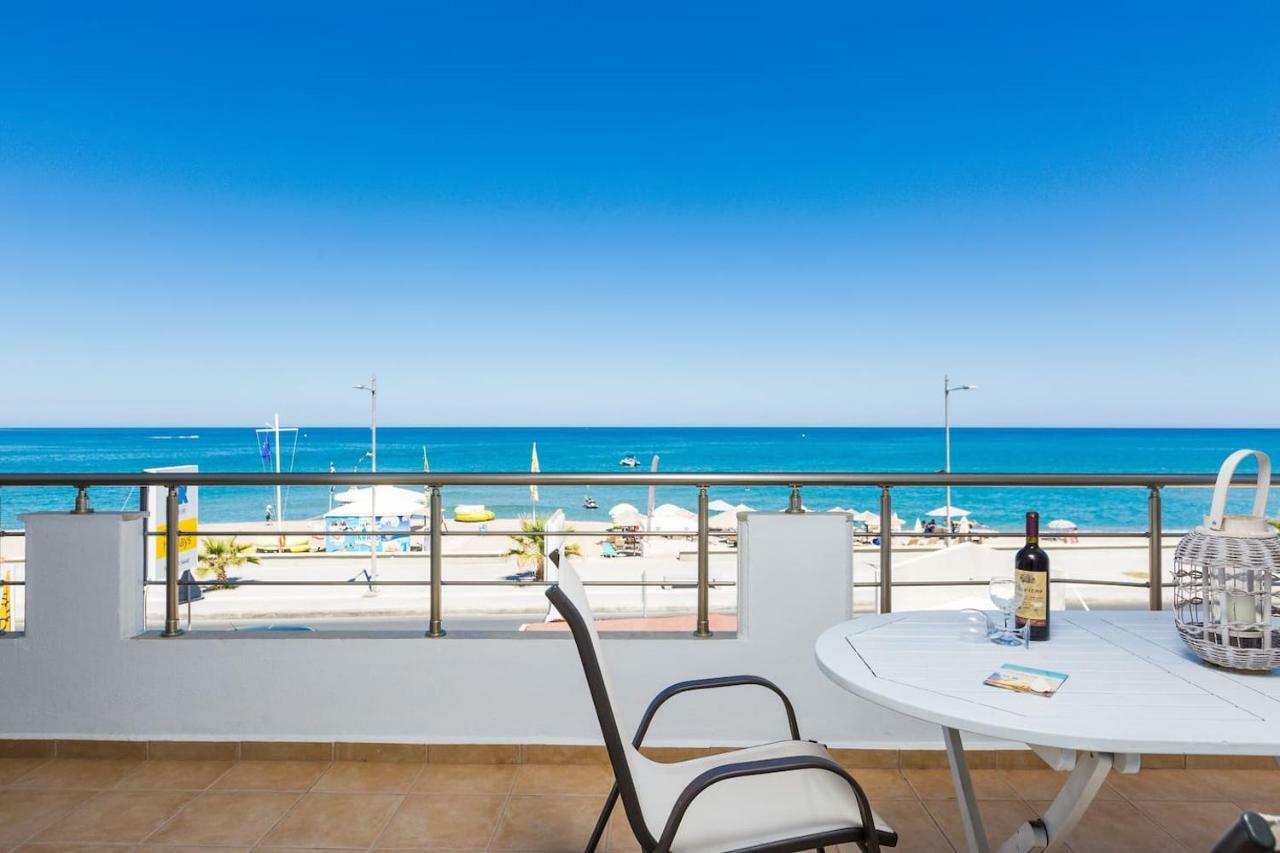 Beachfront Apartment Rethymno Exteriör bild